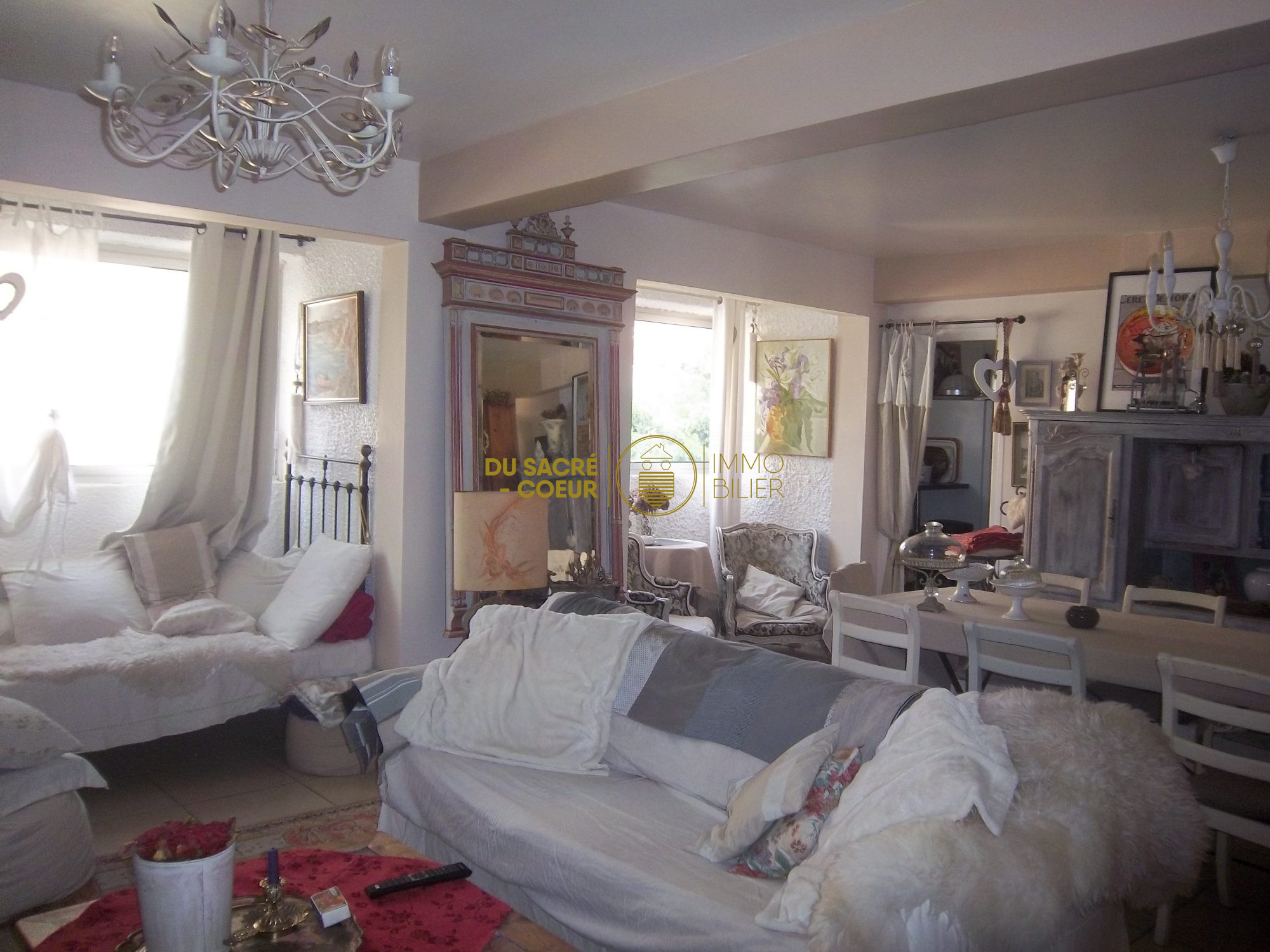 TRES ACTUEL APPARTEMENT T4  de 102m² + GARAGE