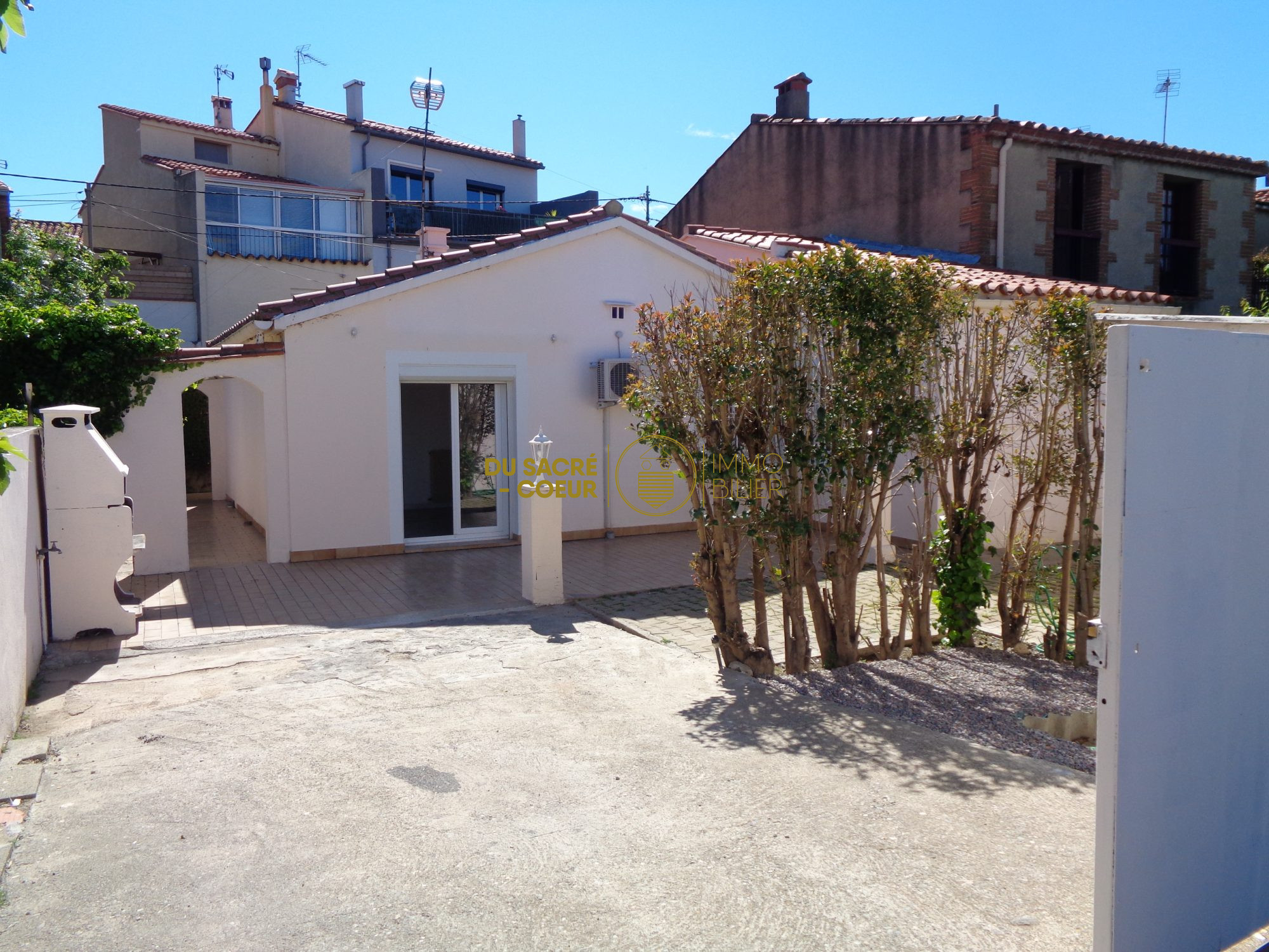 VILLA P PIED T4 EN 3 FACES SUR 256 M² DE PARCELLE INTIME