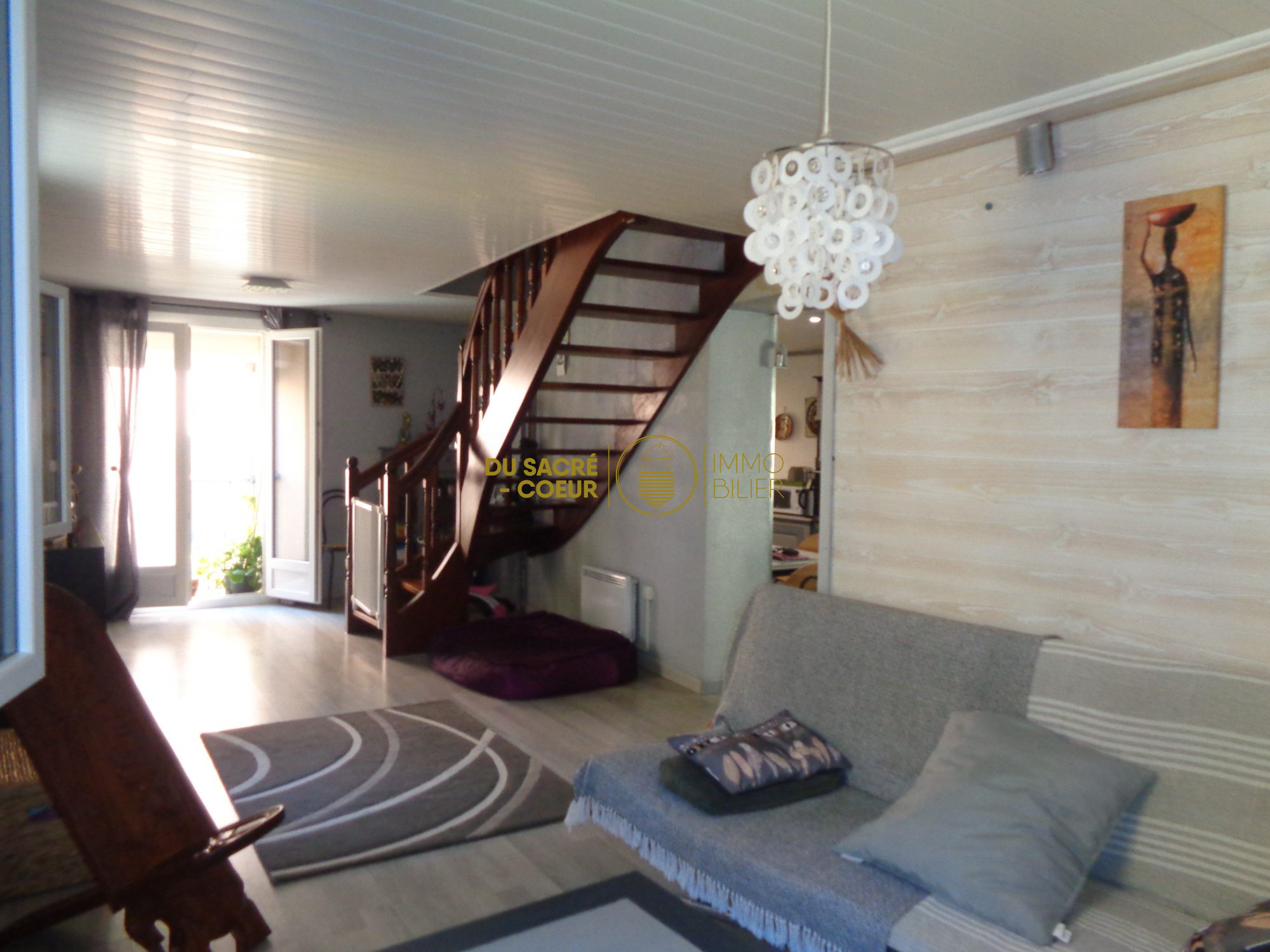 MAISON DE CARACTERE 3 FACES T4 AVEC GARAGE ET TERRASSE