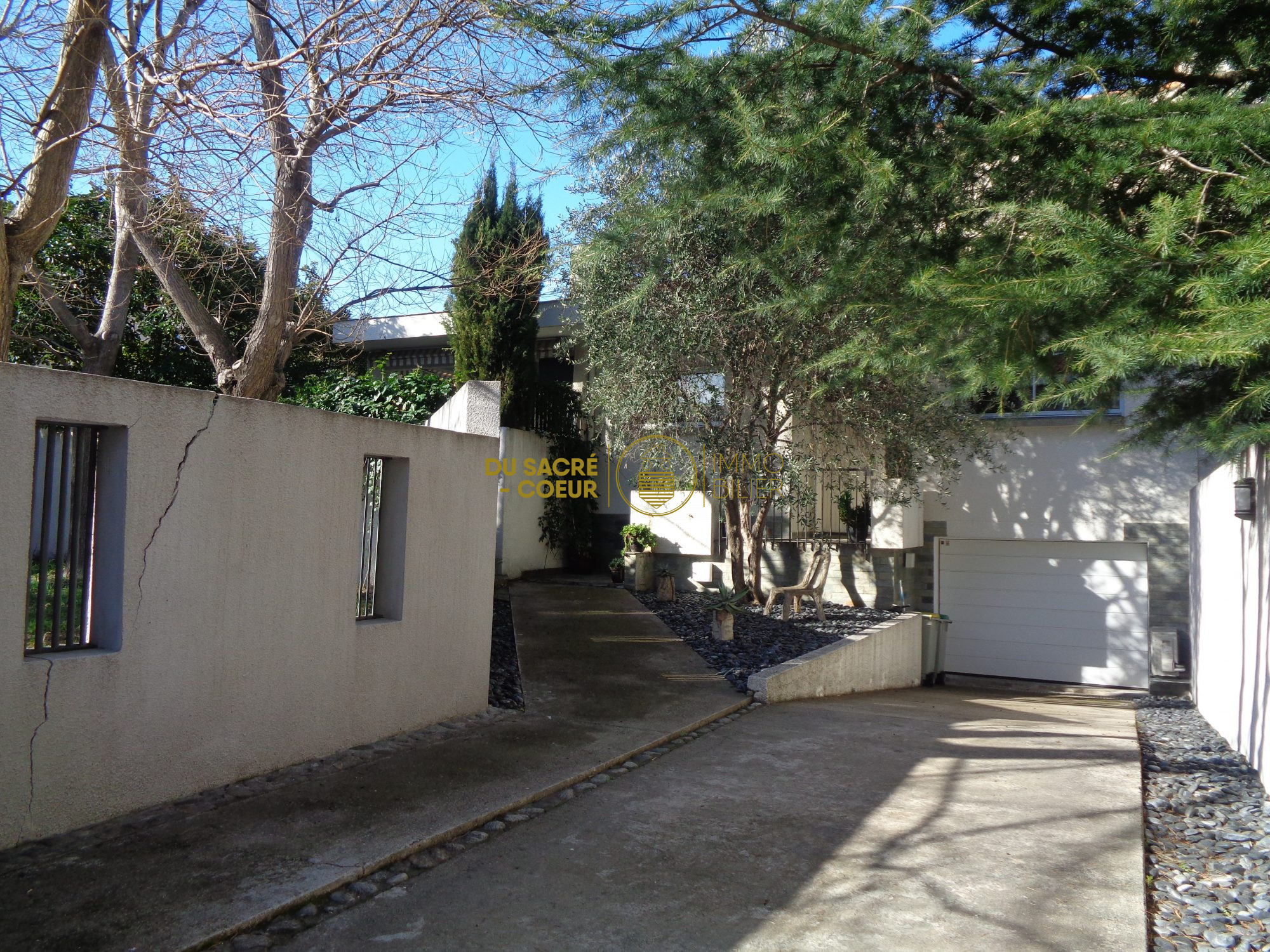 QUARTIER LA LUNETTE VILLA STYLE ART DECO T7 ATHYPIQUE SUR 502M² AVEC PISCINE