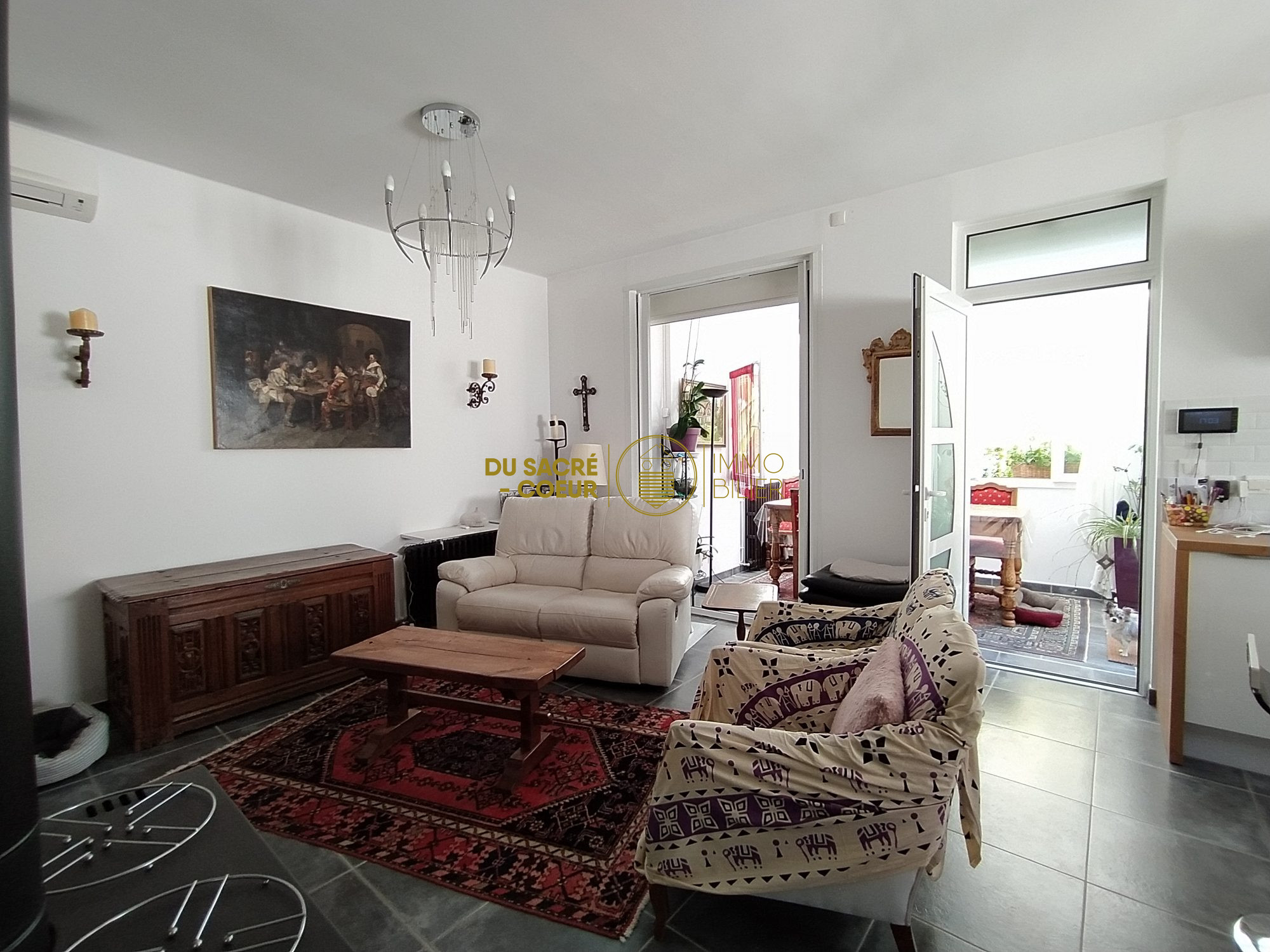 PROCHE COEUR DE VILLE TRES ACTUELLE MAISON BOURGEOISE AVEC JARDIN ET DOUBLE GARAGE