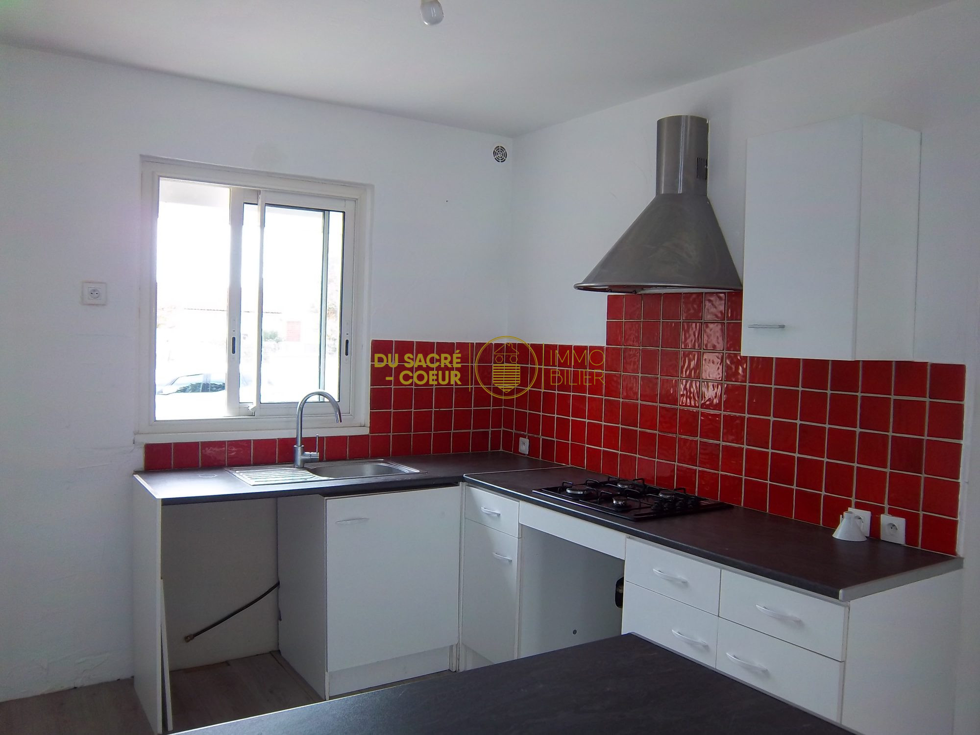 VILLA T5 EN 3 FACES SUR 421M² SANS VIS A VIS
