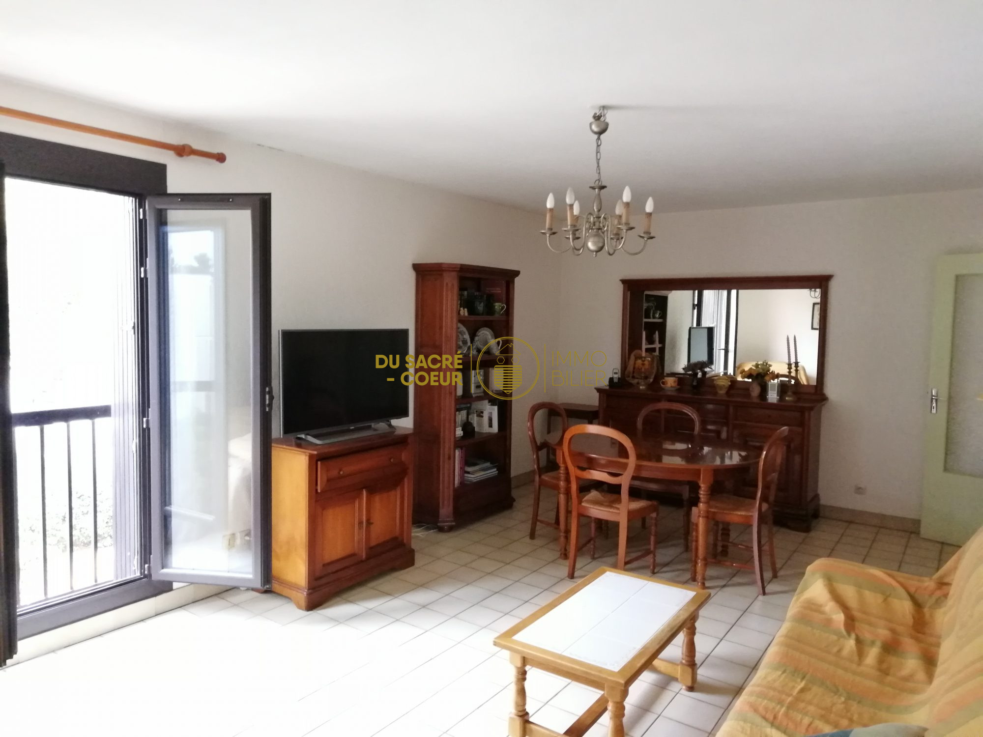 FAIBLES CHARGES SPACIEUX APPARTEMENT T3 AVEC TERRASSE ET CAVE
