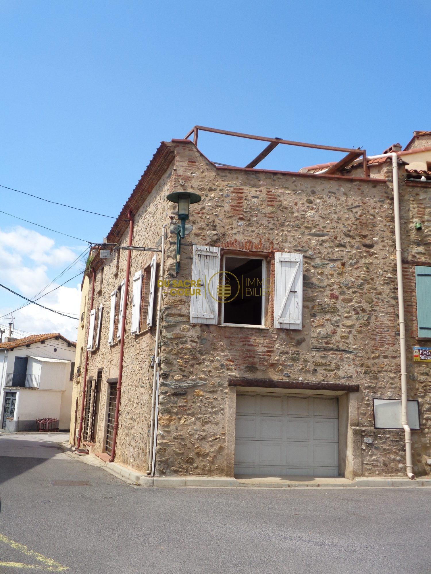 MAISON DE CARACTERE T6 GRANDE TERRASSE DE TOIT ET GARAGE