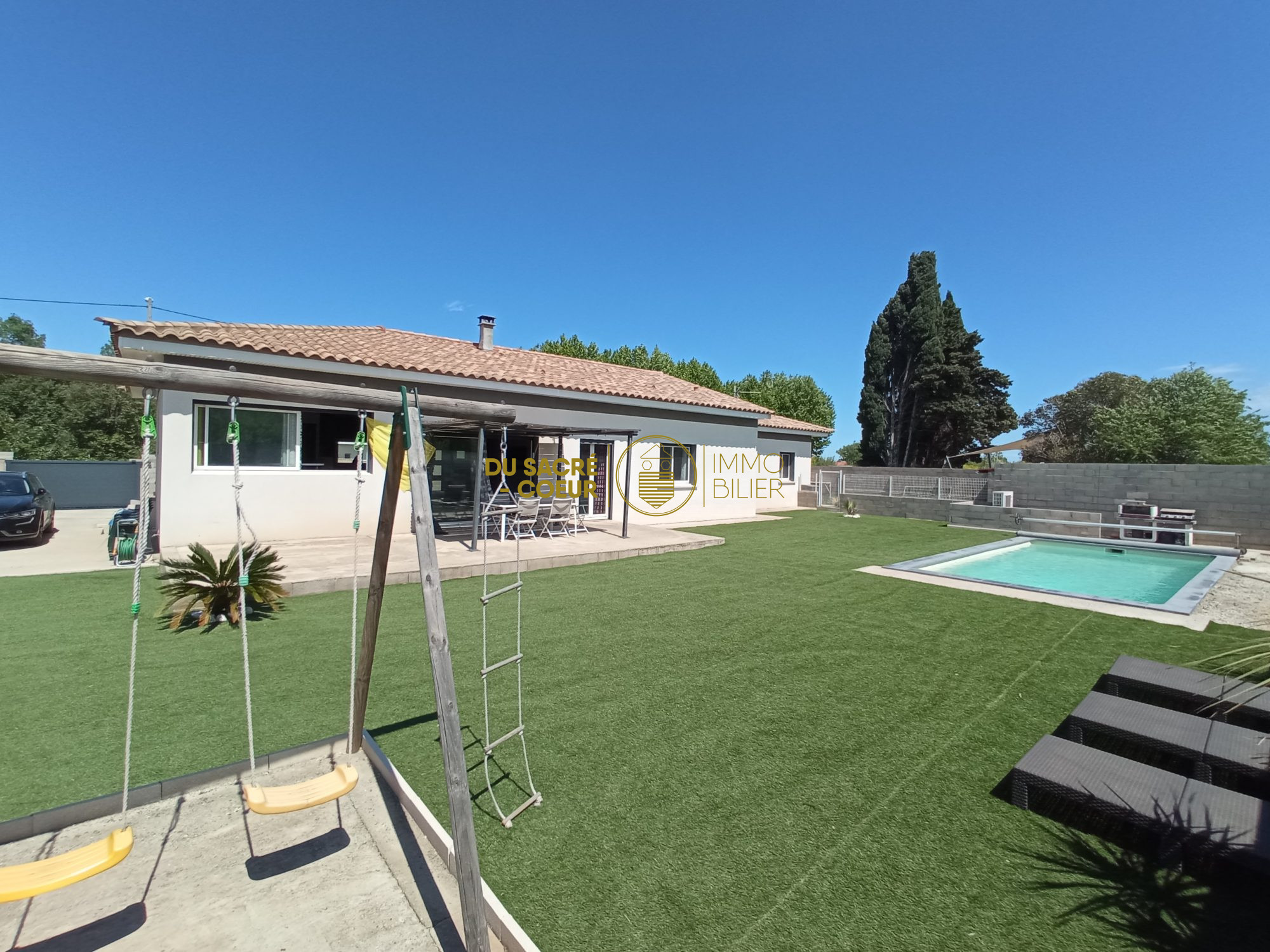 VILLA RECENTE 4 FACES P PIED CONTEMPORAINE 4 FACES T6/7 SUR 1000M² AVEC PISCINE VUE IMPRENABLE SANS VIS A VIS