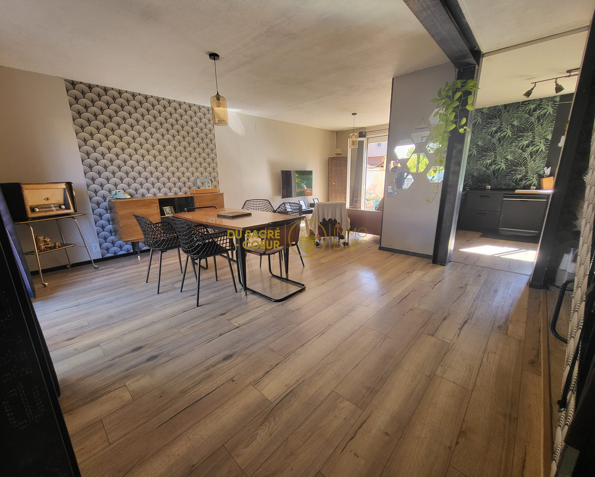 VILLA 3 FACES T5 SUR 231M² DE PARCELLE AU GRAND CALME