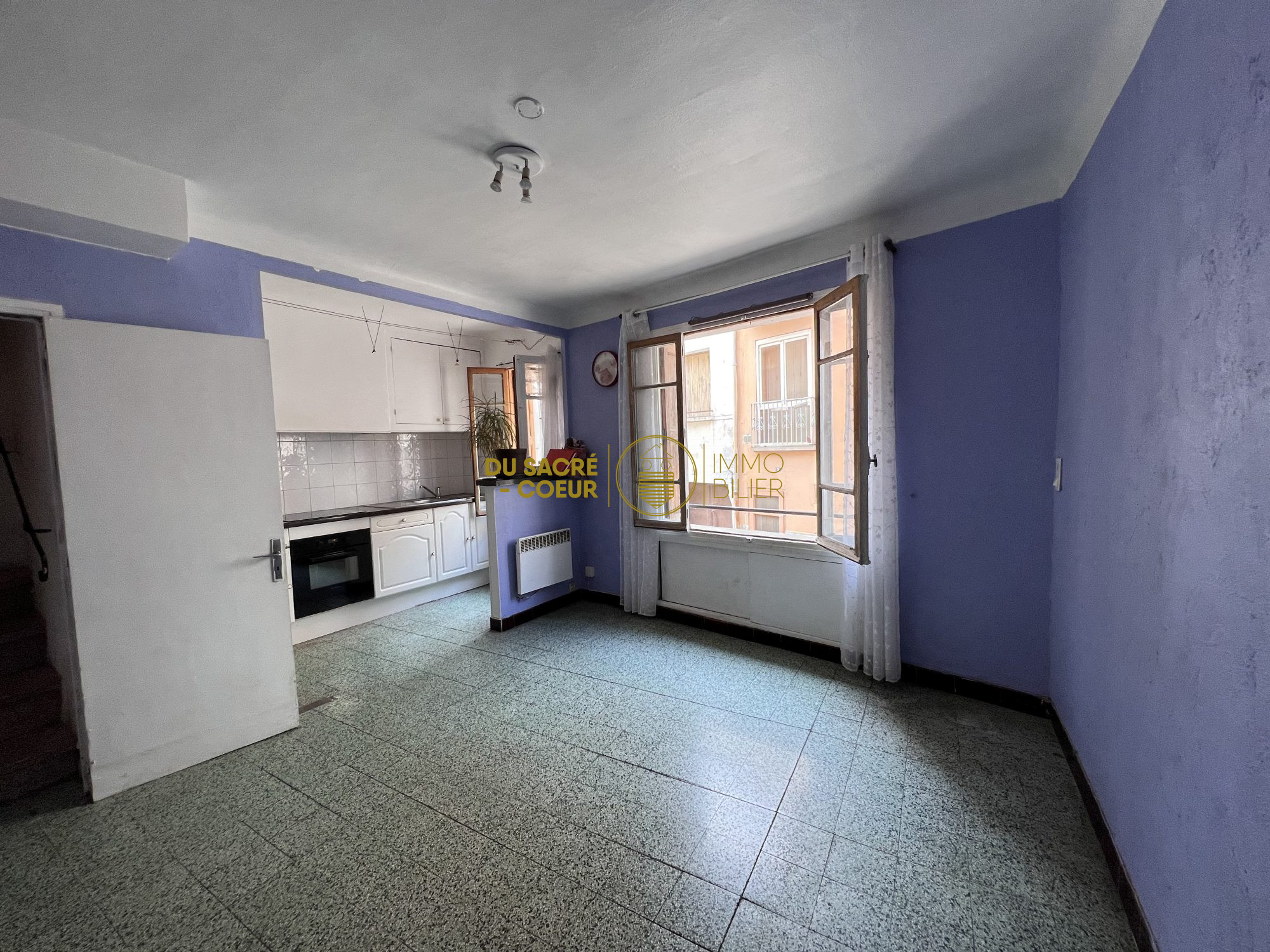 MAISON EN PIERRE 200M² AVEC GARAGE DOUBLE ET TERRASSE DE TOIT