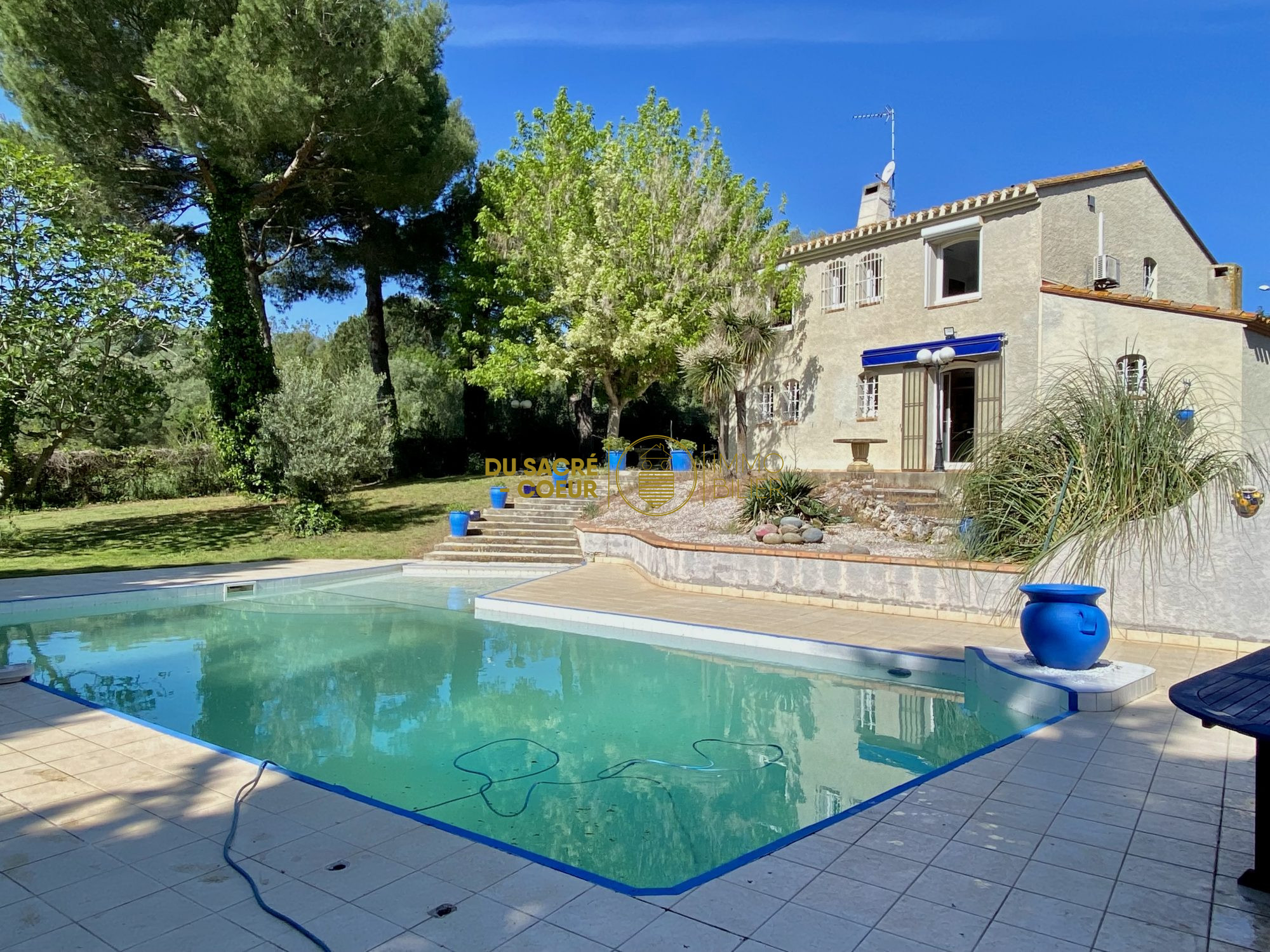 RARE SECTEUR D’EXCEPTION VILLA 4 FACES T6 GARAGE SUR 2055M² AVEC PISCINE OFFRANT VUE IMPRENABLE SANS VIS A VIS