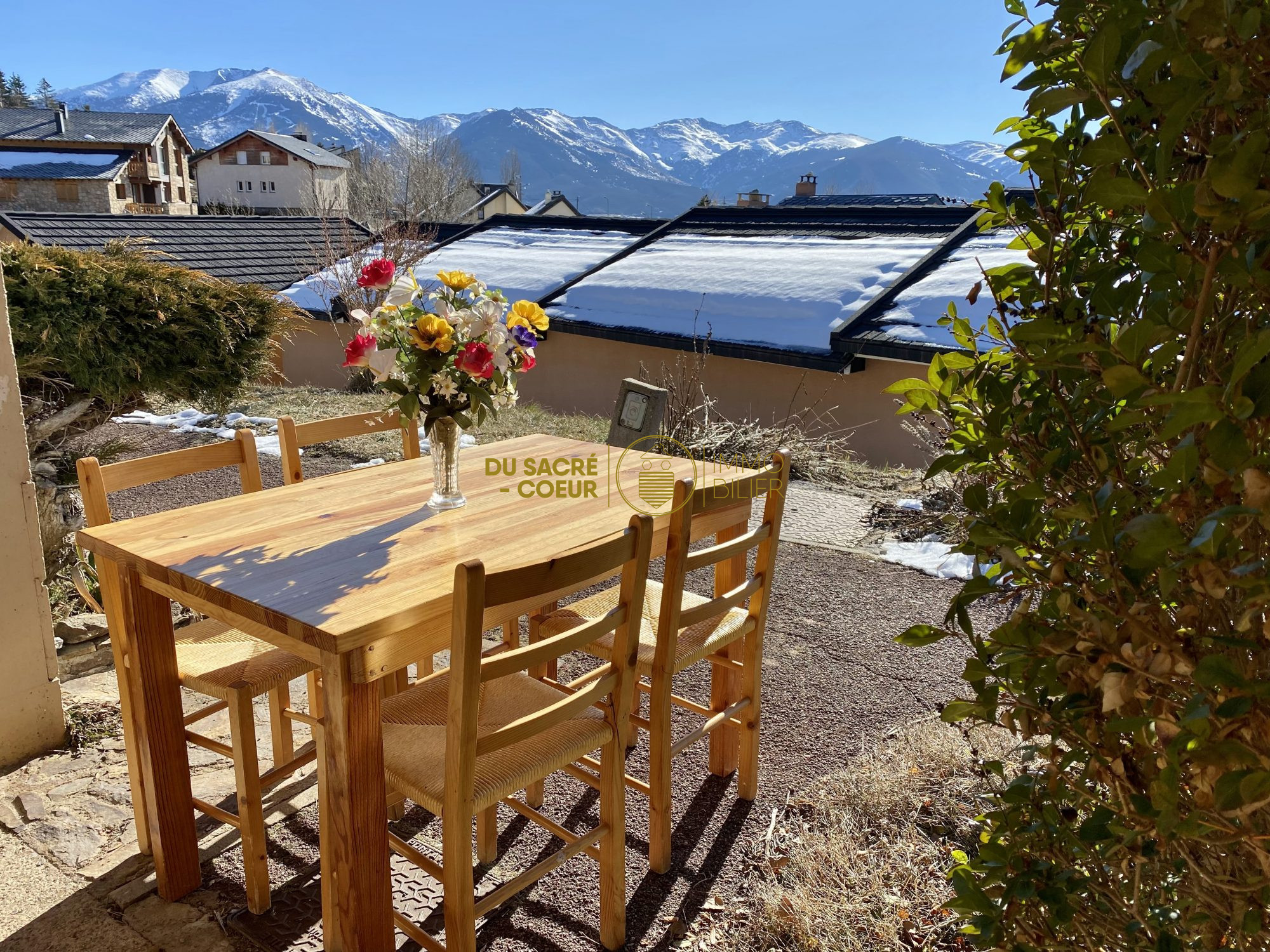 SUPERBE VUE MONTAGNE CHALET CANADIEN T3 MEUBLE 6 PERS. AVEC TERRASSE ET GARAGE