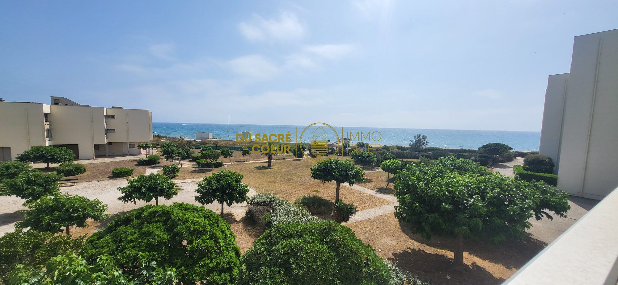 LE BARCARÈS FRONT DE MER T3 47 m² SUBLIMES VUES MER