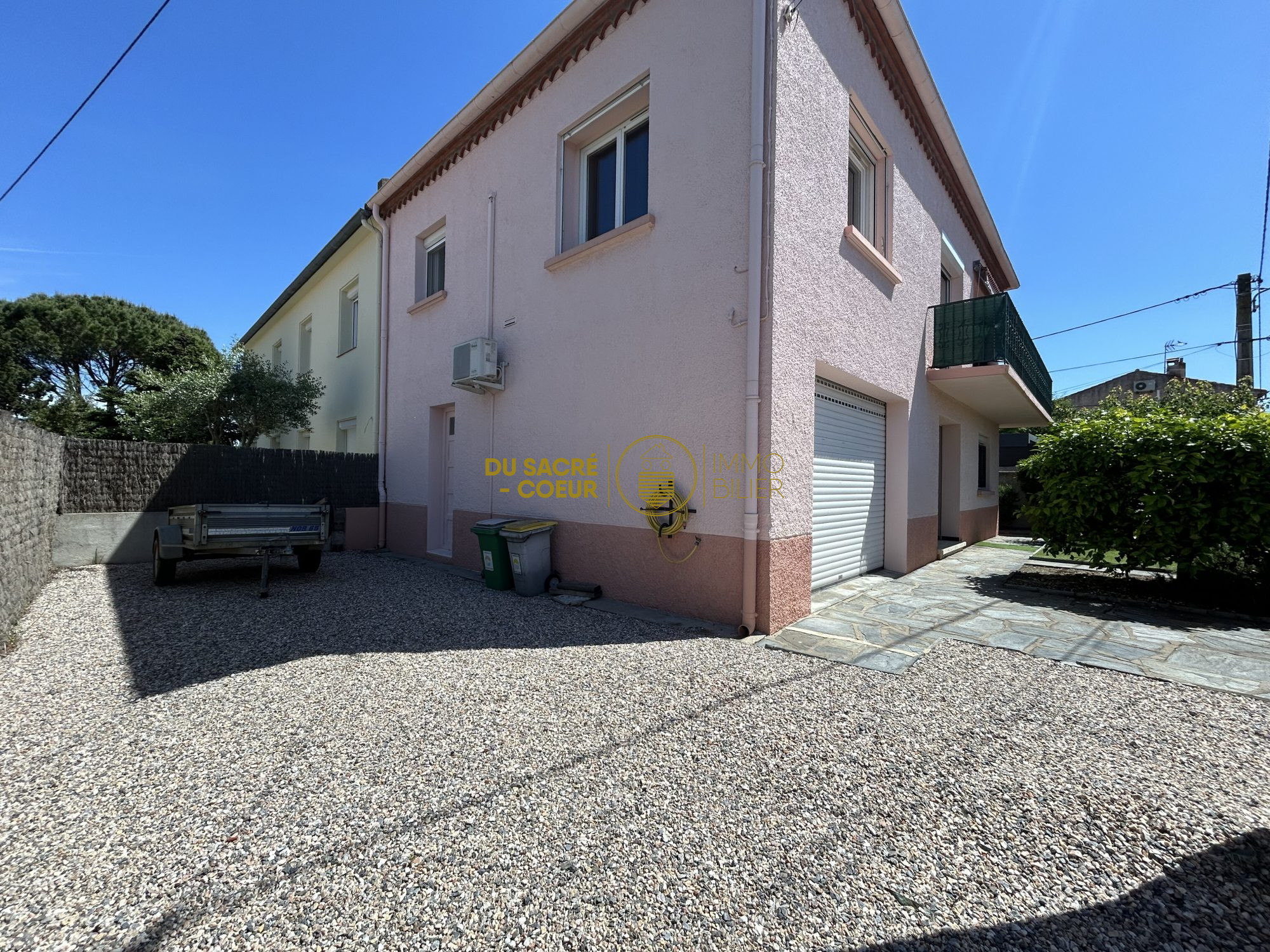 BAGES VILLA 3 FACES T4/5 EN ANGLE DE RUE 101 M² EXPOSITION PLEIN SUD AVEC TERRASSE JARDIN QUARTIER CALME GRAND GARAGE