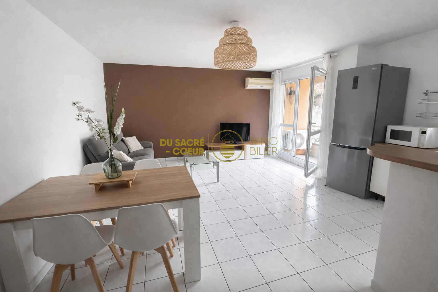 LOCATION APPARTEMENT T3 MEUBLE  PLACE DE PARKING+CAVE