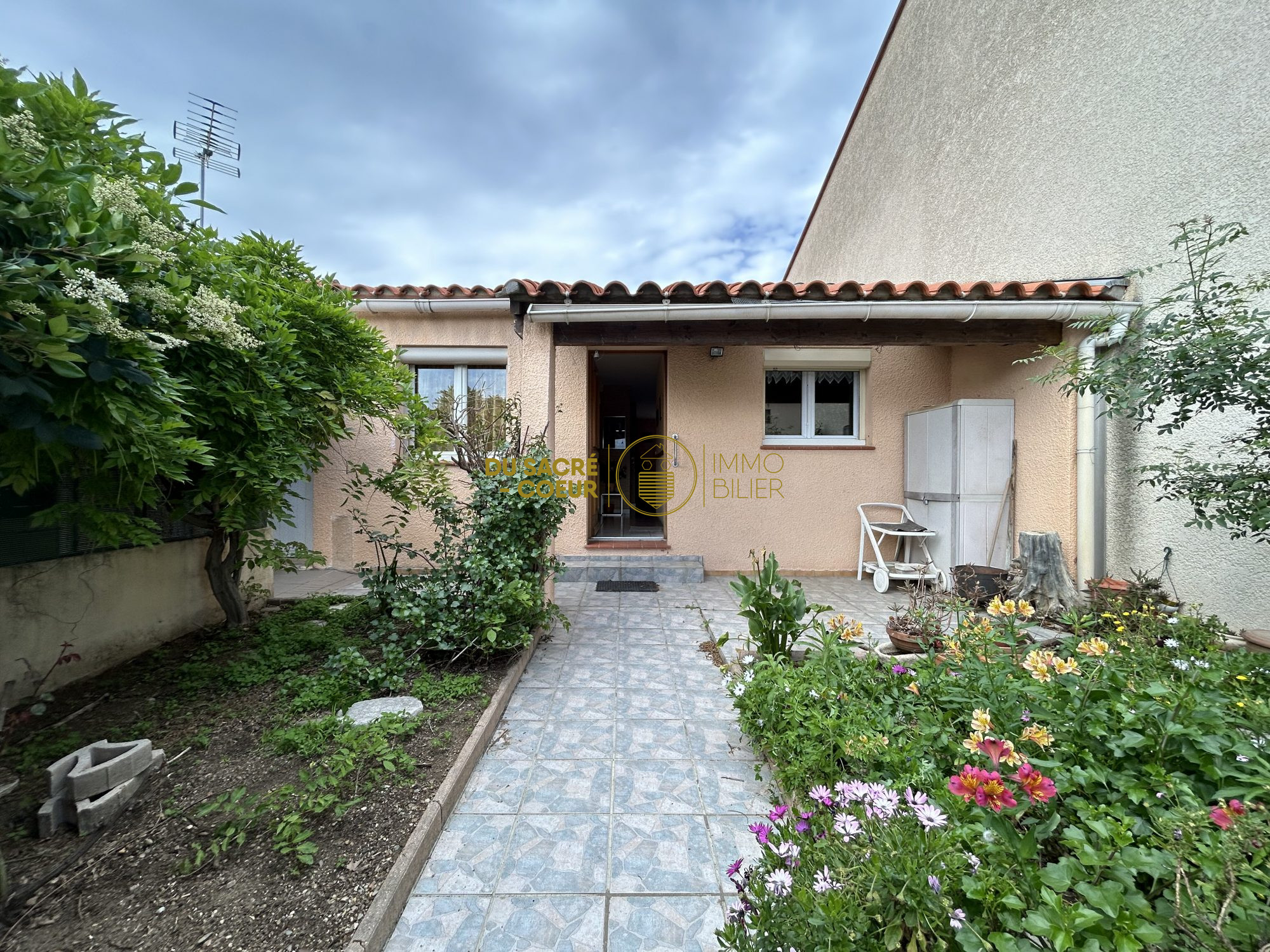 VILLA PLAIN-PIED T4 + Garage SUR 223m2 DE PARCELLE